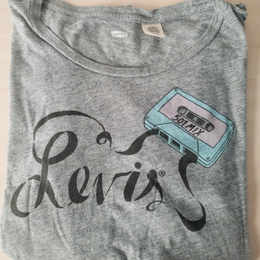 Levi's mixtape shirt